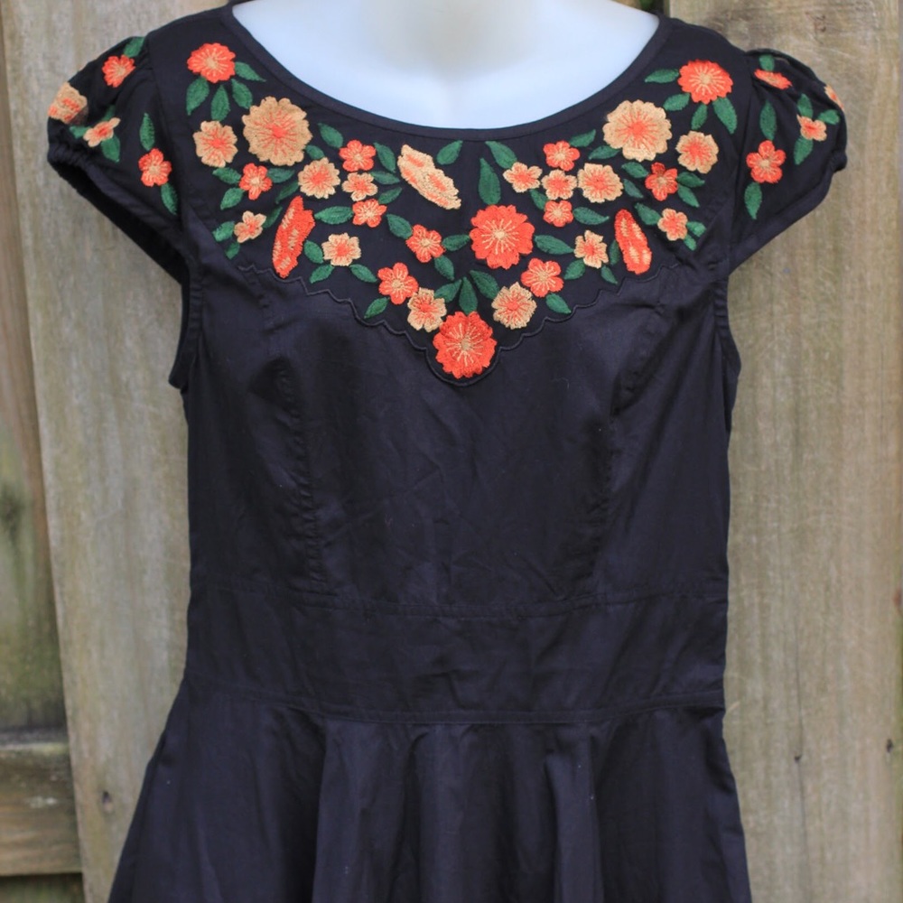 Eshakti Embroidered Floral Dress
